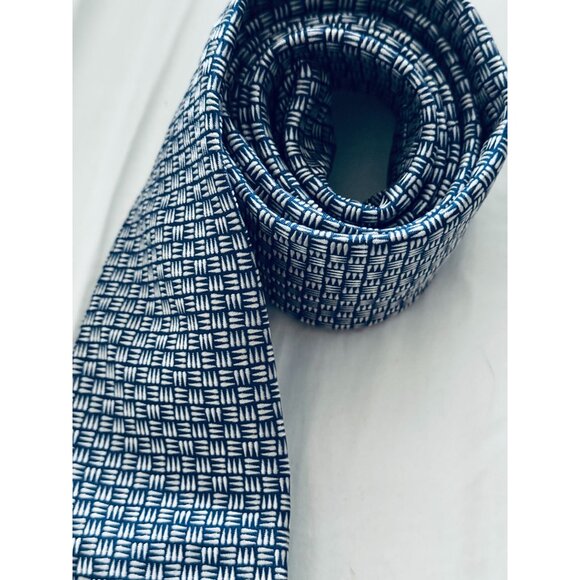 Canali 100% Silk Tie Made In Italy Purple & Silver Geometric Pattern Mens Access - Picture 1 of 8